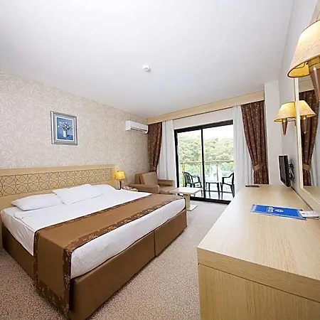 Alder Garden 4*